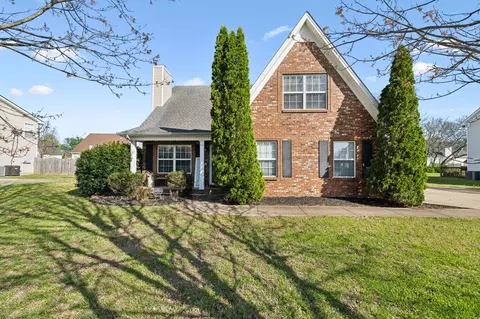 1829 Saint Andrews Dr, Murfreesboro, TN 37128