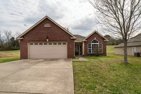 128 Granda Flora Dr, White House, TN 37188