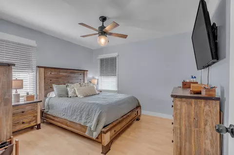 Bedroom - 507 E Park Ave, Gallatin, TN 37066 photo 1 of 4