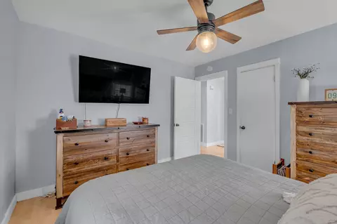 Bedroom - 507 E Park Ave, Gallatin, TN 37066 photo 2 of 4