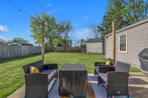 Exterior - 507 E Park Ave, Gallatin, TN 37066 photo 6 of 9