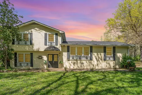 6598 Burkitt Rd, Antioch, TN 37013