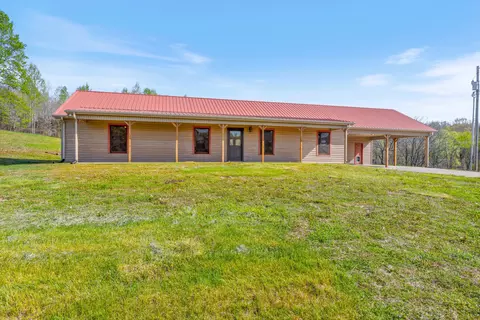 150 Madonna Dr, Cumberland Furnace, TN 37051