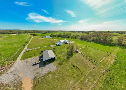View/Area - 415 Earle Ln, Morrison, TN 37357 photo 3 of 11