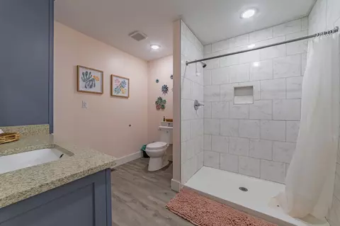 Bath - 415 Earle Ln, Morrison, TN 37357 photo 5 of 9