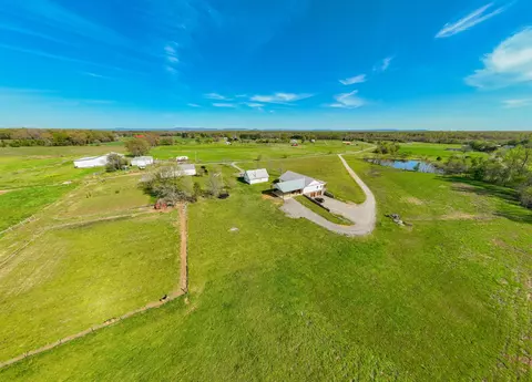 View/Area - 415 Earle Ln, Morrison, TN 37357 photo 8 of 11
