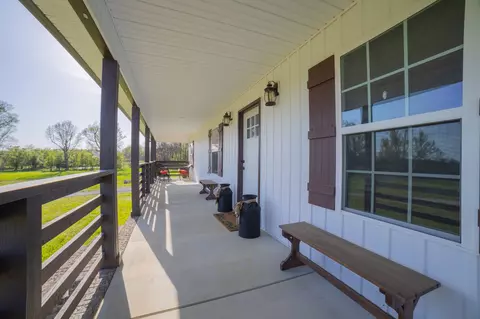 Exterior - 415 Earle Ln, Morrison, TN 37357 photo 8 of 13