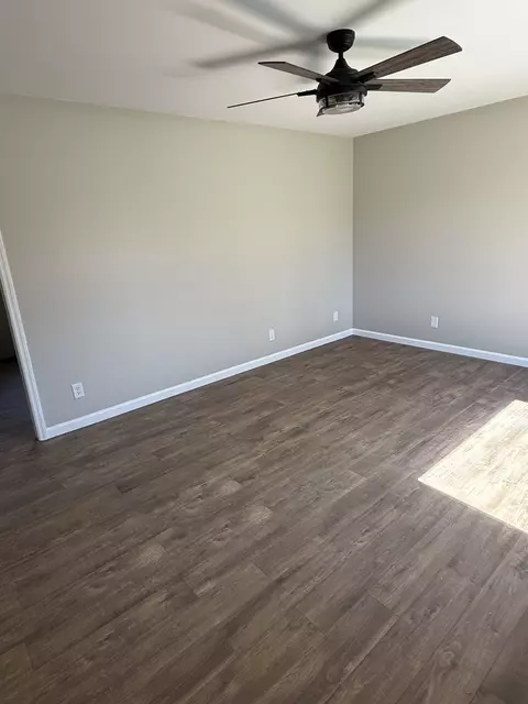 Living - 581 Hennessee Ave, Morrison, TN 37357 photo 2 of 2