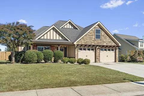 105 Holly Oak Ln, Ringgold, GA 30736