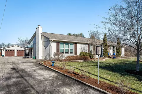 610 Early Ln, Cookeville, TN 38501