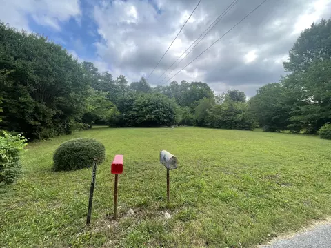 1031 Holland Johnson Rd, Hixson, TN 37343