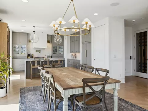 2800 Delaware Ave, Nashville, TN 37209