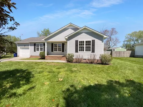 2305 Forrest Fields Dr, Chapel Hill, TN 37034