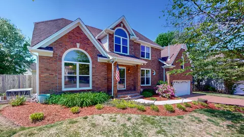 2717 Washington Ln, Thompsons Station, TN 37179