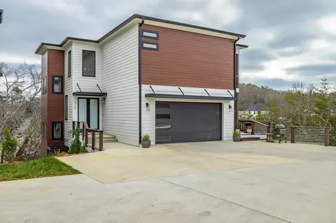 512 Divyan Ct, Chattanooga, TN 37405