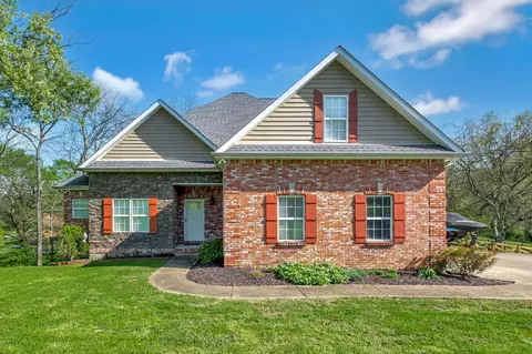 328 Hickory Dr, Old Hickory, TN 37138