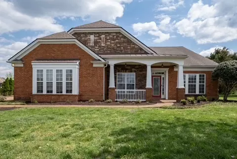 2317 Cages Bend Rd, Gallatin, TN 37066