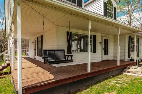 Exterior - 755 Hog Back Ridge Rd, Bethpage, TN 37022 photo 4 of 5