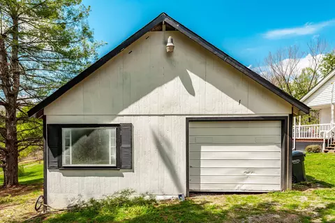 Exterior - 755 Hog Back Ridge Rd, Bethpage, TN 37022 photo 5 of 5