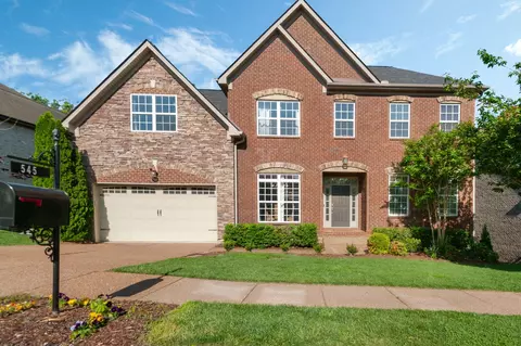 545 Summit Oaks Ct, Nashville, TN 37221