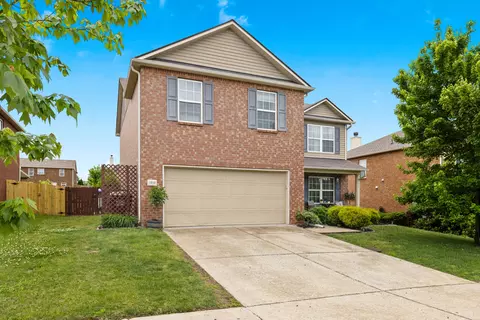 1010 Werner Dr, Hendersonville, TN 37075