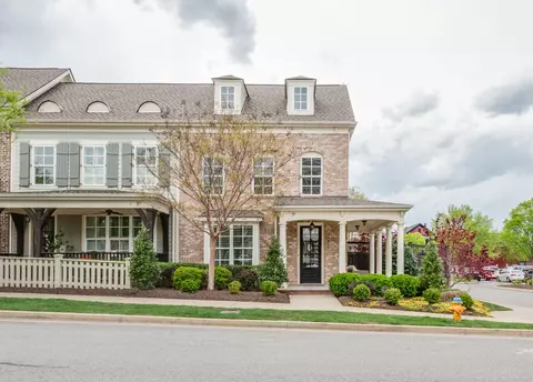1049 Howland St, Franklin, TN 37064