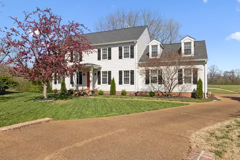 203 Riverwood Dr, Franklin, TN 37069