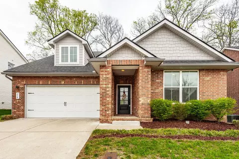 224 Griffin Ln, Gallatin, TN 37066
