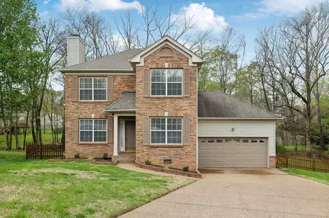 1007 Newcastle Ct, Old Hickory, TN 37138