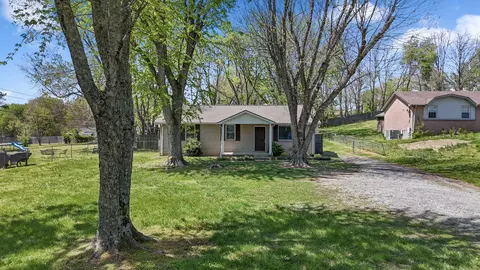 707 Calista Rd, White House, TN 37188