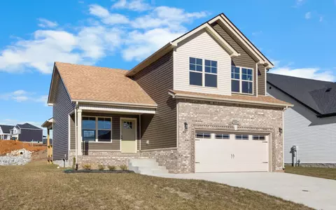 50 Gratton Ests, Clarksville, TN 37043