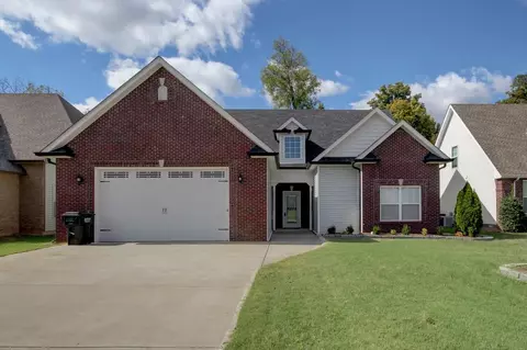 2256 Ellington Gait Dr, Clarksville, TN 37043