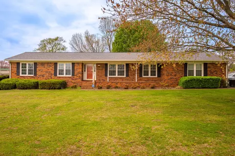 925 Adams Ave, Hopkinsville, KY 42240