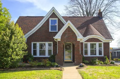 437 E College St, Pulaski, TN 38478