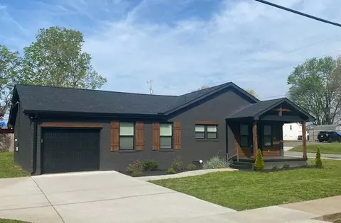 4336 Church St, Greenbrier, TN 37073