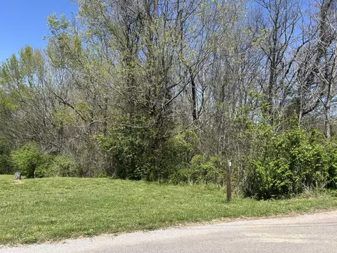 356 Munro Rd, Pulaski, TN 38478 photo 5