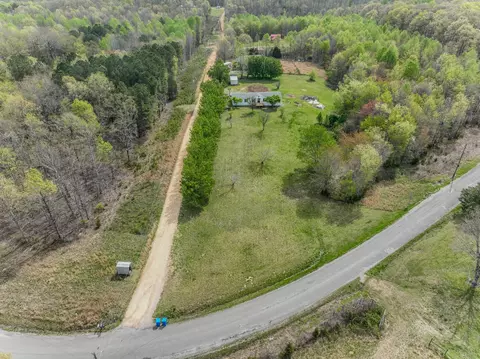 1648 Little Fish Trap Rd, Lawrenceburg, TN 38464