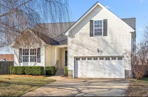 3788 Naples Ct N, Clarksville, TN 37040