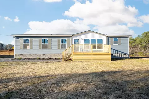 2692 Snyder Loop Rd, Graysville, TN 37338