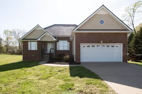 517 Creekstone Ct, Dickson, TN 37055