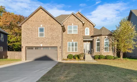 1631 Ellie Piper Cir, Clarksville, TN 37043