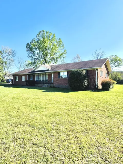 2719 Murfreesboro Hwy, Manchester, TN 37355