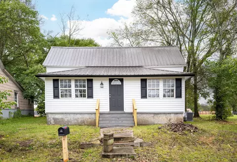 1073 SE King Edward Ave, Cleveland, TN 37311