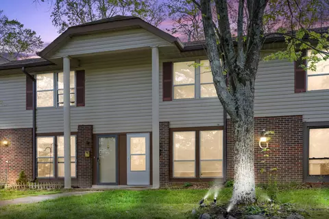500 Paragon Mills Rd #G3, Nashville, TN 37211