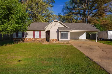 46 Wild Valley Ln, Jackson, TN 38305