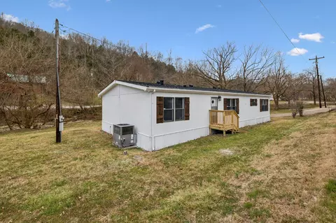 275 Hogans Creek Rd, Carthage, TN 37030