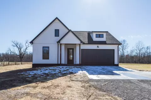 1583 Smartt Sta, Morrison, TN 37357