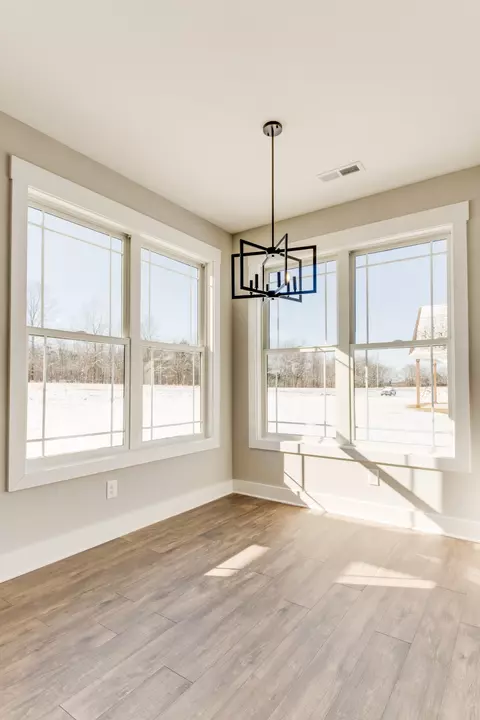 Dining - 1583 Smartt Sta, Morrison, TN 37357 photo 1 of 1