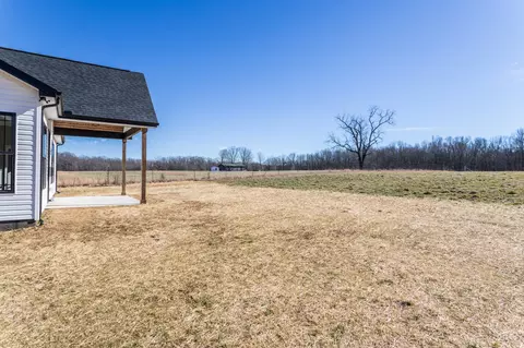 Exterior - 1583 Smartt Sta, Morrison, TN 37357 photo 8 of 10