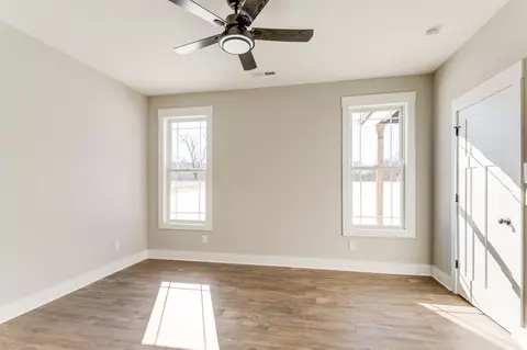 Bedroom - 1583 Smartt Sta, Morrison, TN 37357 photo 7 of 8